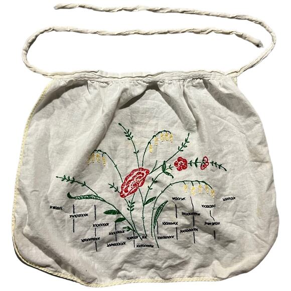 Vintage 1950 Half Apron White Cotton Hand Embroidered Floral Garden Apron Roses - Picture 5 of 12